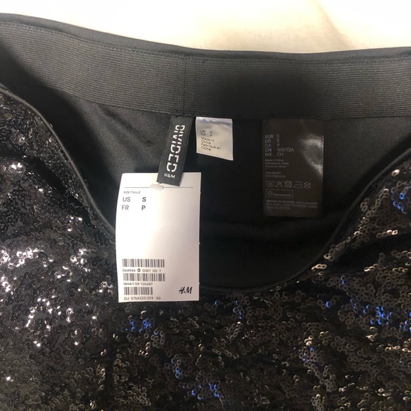 H&M Sequin Bodycon Skirt - Picture 2 of 2
